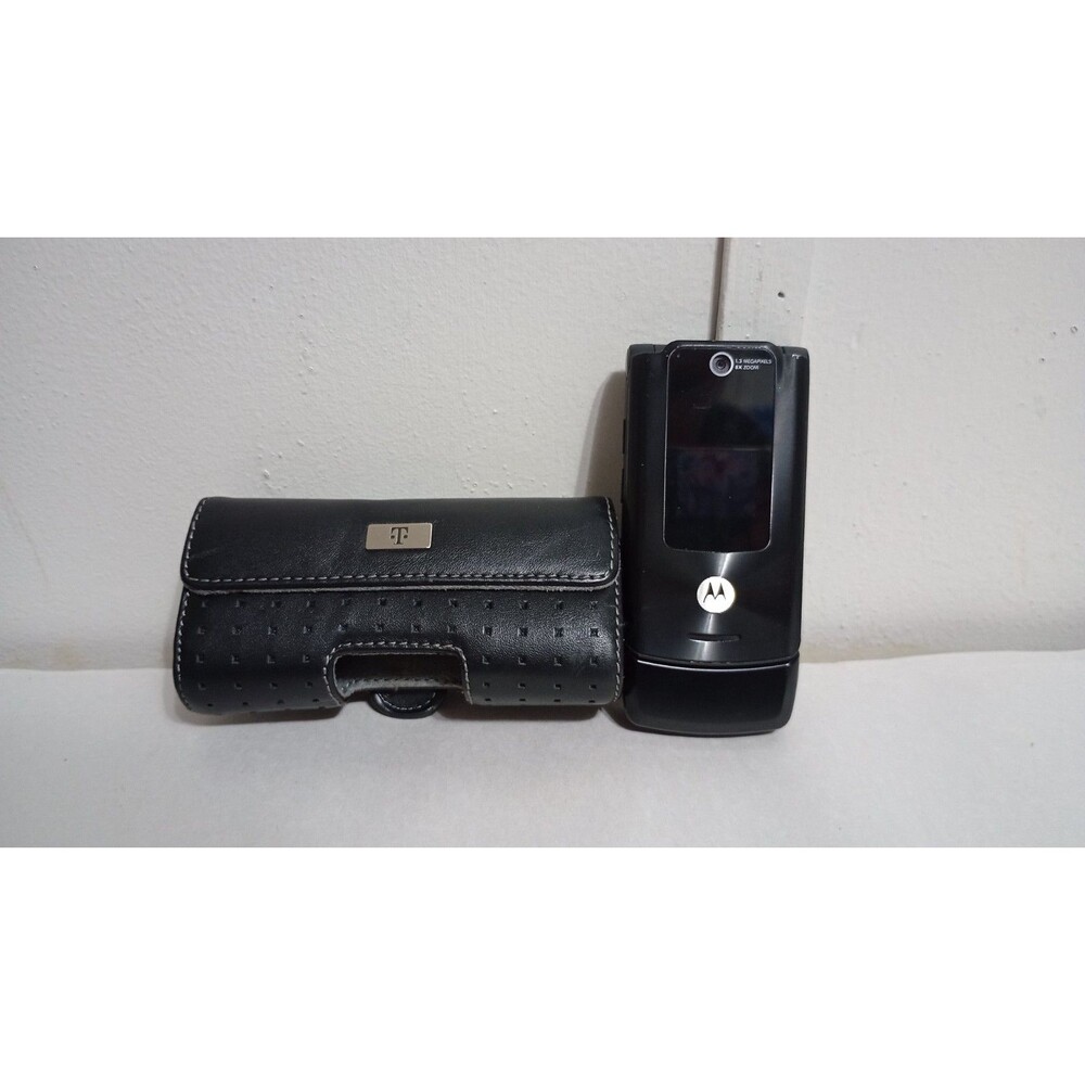 Motorola W490 T-Mobile 3G Flip Phone W/ Case No Charger Untested